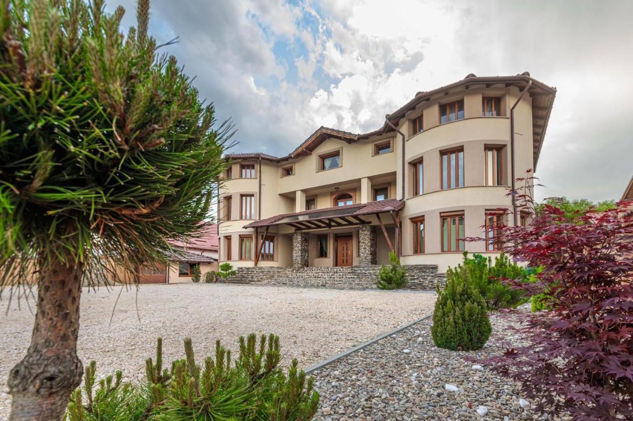 Transilvania Mansion Brasov Exterior photo